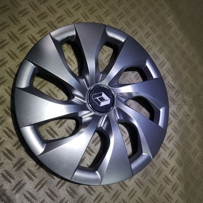 capace roti renault r16  la set de 4 buc,capace janata aliaj,embleme