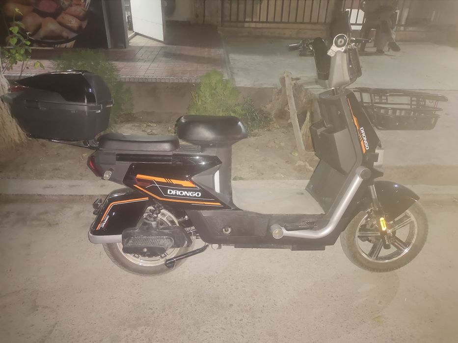 Skutr yangi 1 oy minilgan