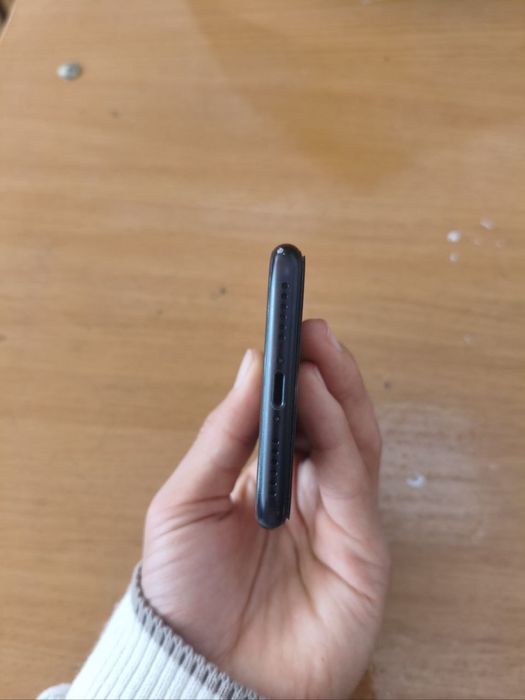 iPhone SE 2020 Black