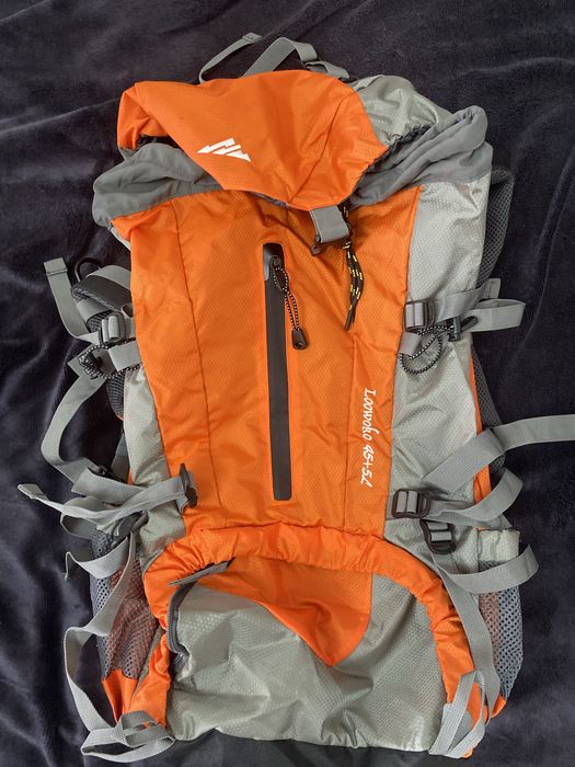 Rucsac drumetii/trekking -50 l, nou