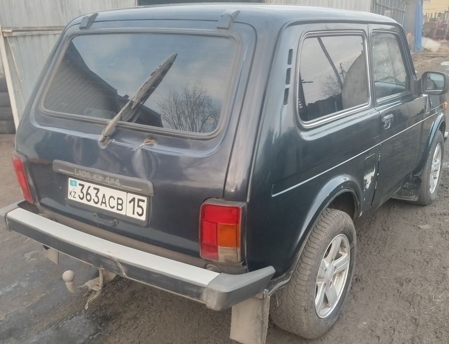 Автомобиль Нива.