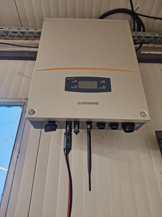 Vand sistem fotovoltaic trifazat