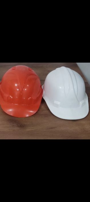 Каски строит. 10штук