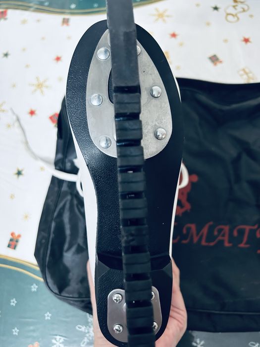 Продам Коньки для девочки