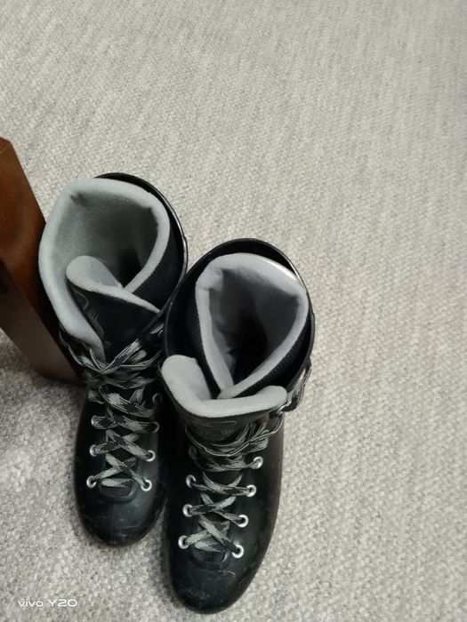 продам коньки мужские