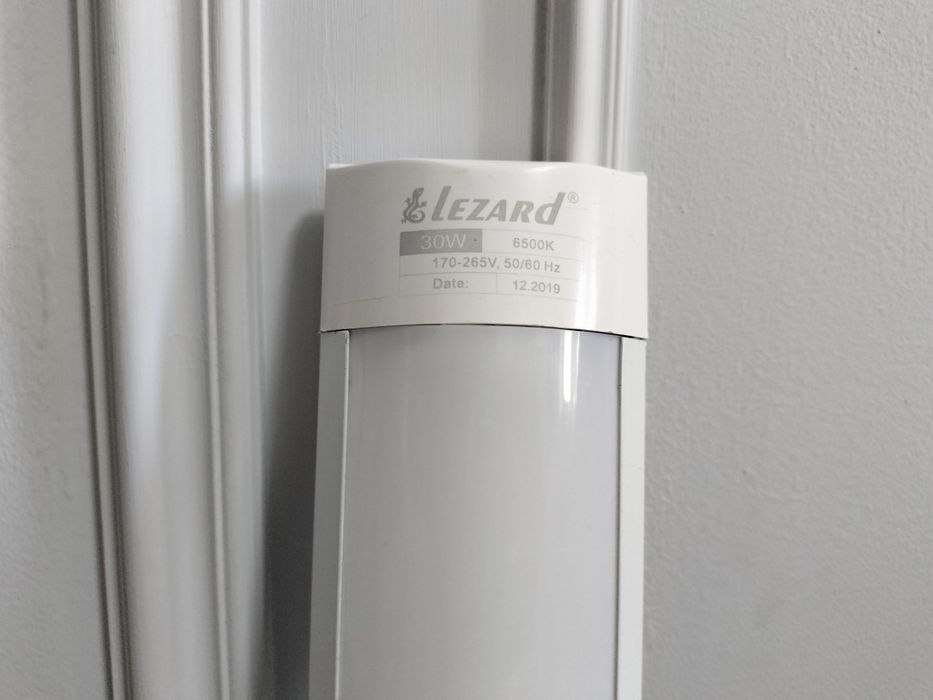 Лампы светодиодные Lizard б/у