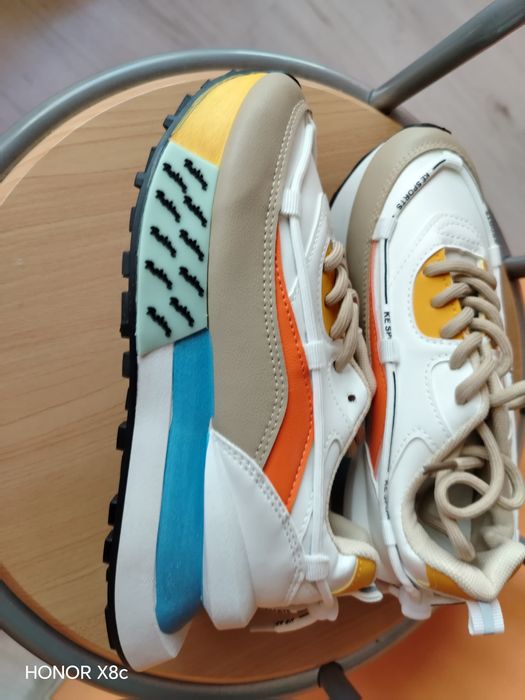 Дамски кецове маратонки номер 35 стелка 23-23,5см.