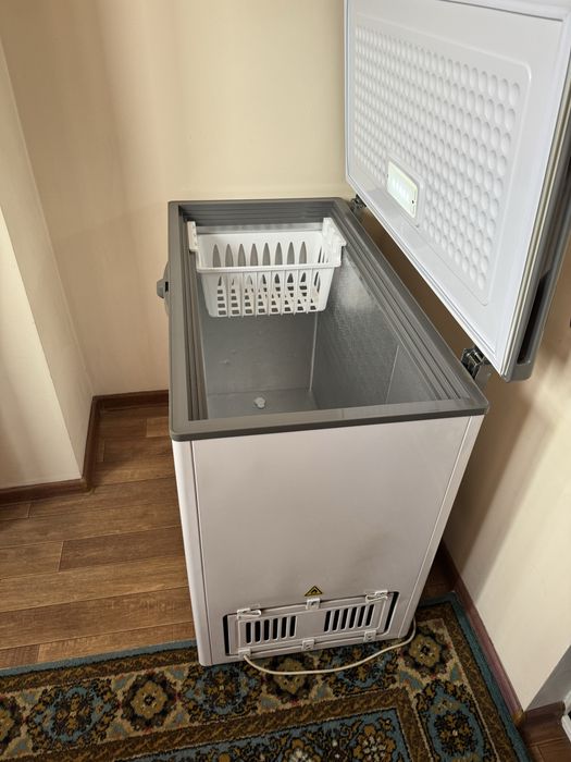 Продам морозильную камеру Alnagreen