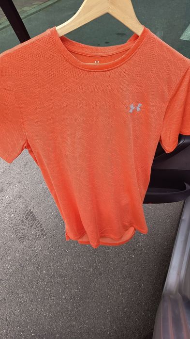 Tricouri UnderArmour