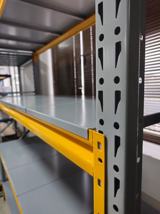 Складской стеллаж