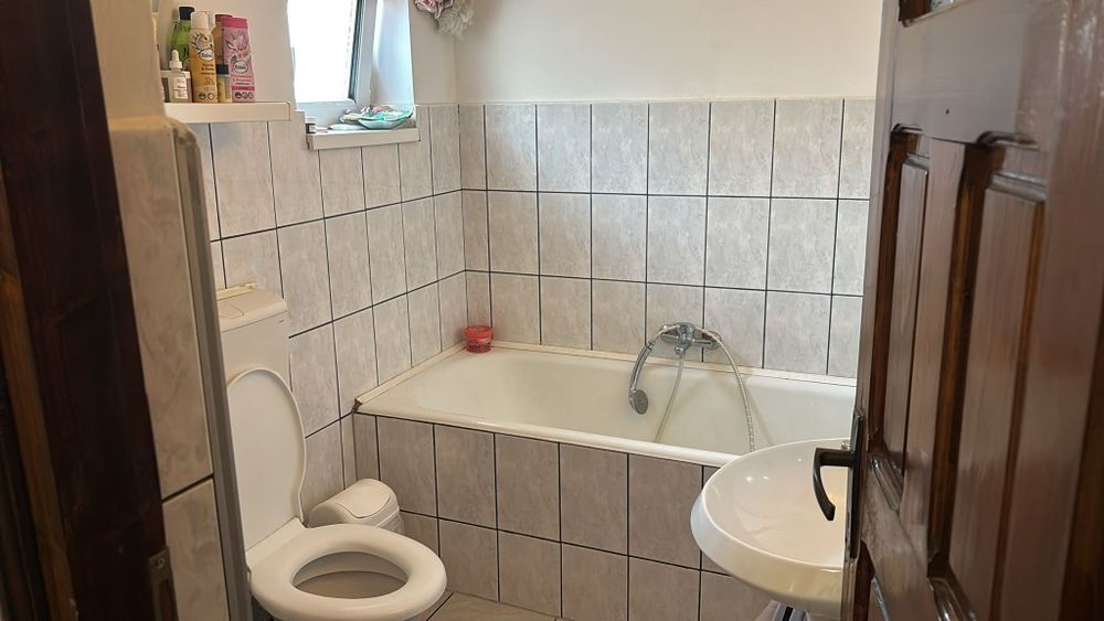 Închiriez apartament, 4cam, 110mp, Torontal, 600 eur