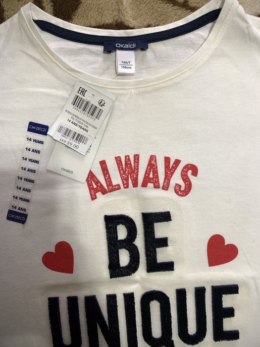 Новая, турецка кофточка для девочек.