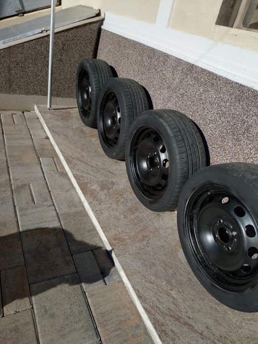 Cauciucuri de vara cu jante de tabla  195/50/R15