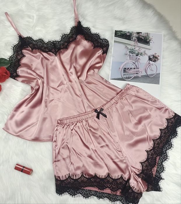 Сатенени пижами-S,M