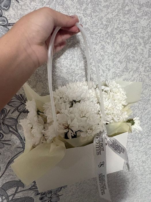 продается резные букеты