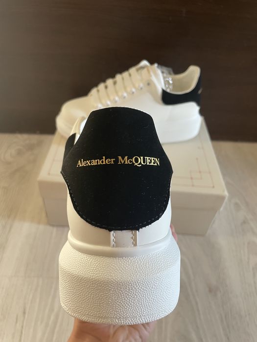 Alexander McQUEEN