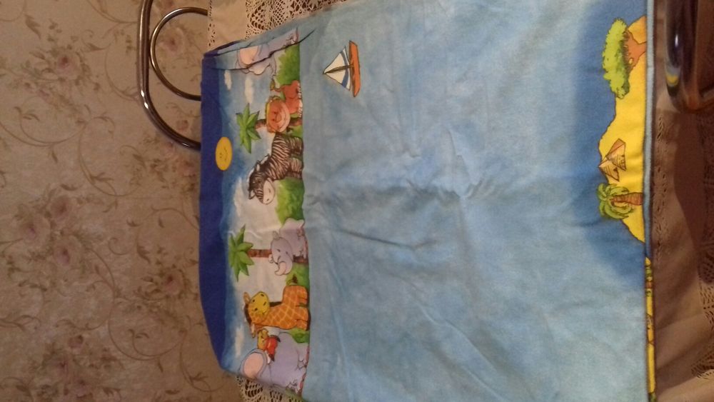 Lenjerii pt pat, pt o petsoana. O fata perna 80/80 si o pilota