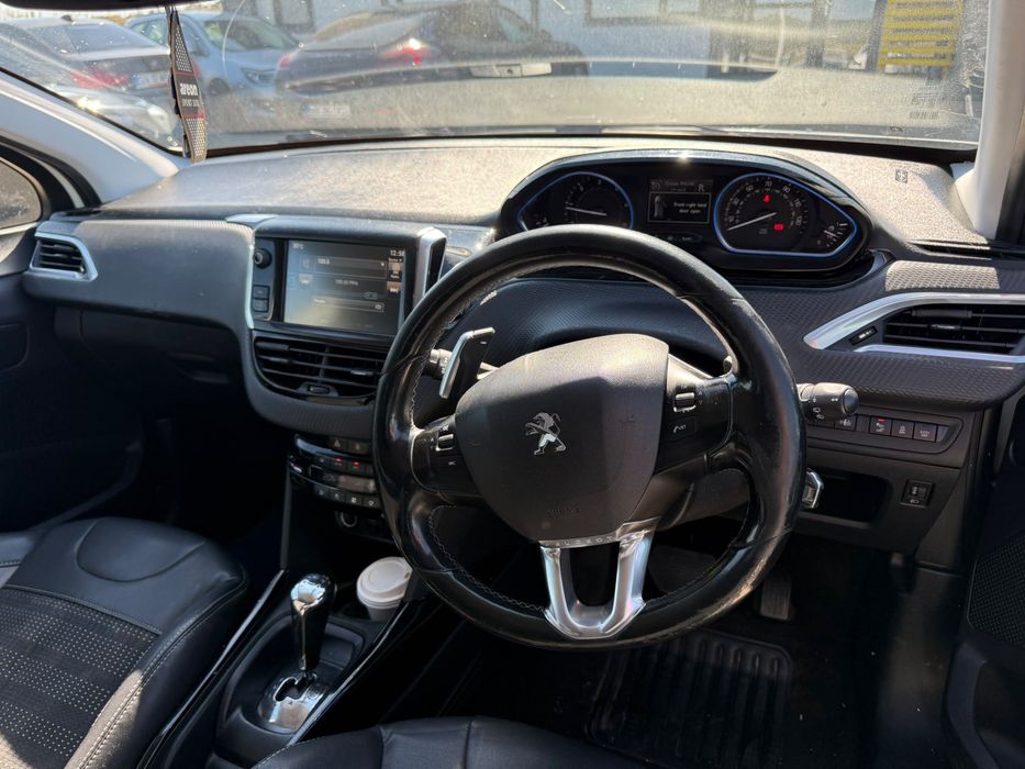 Dezmembrez Peugeot 2008 2015 ALB - EWP 1.6 hdi 9H06 cutie automata