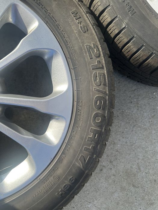 Jante originale Mercedes cu anvelope de iarna