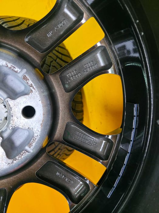 Roti Jante Anvelope IARNA 4x100 185/60/16 OEM Toyota Yaris CA NOI 2023