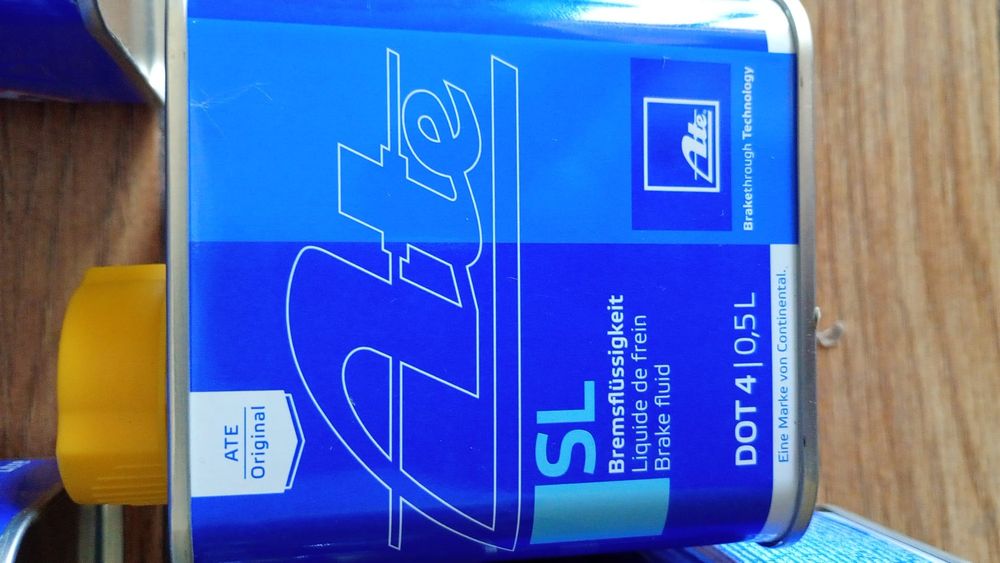 Lichid frana dot4 marca ate