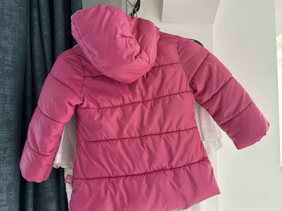 Geaca roz Benetton 2-4ani