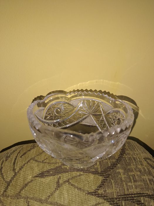 Кристал СССР Ваза,Купа,Купа с Капак .
Ваза-80лв
Купа-60лв
Купа с капак