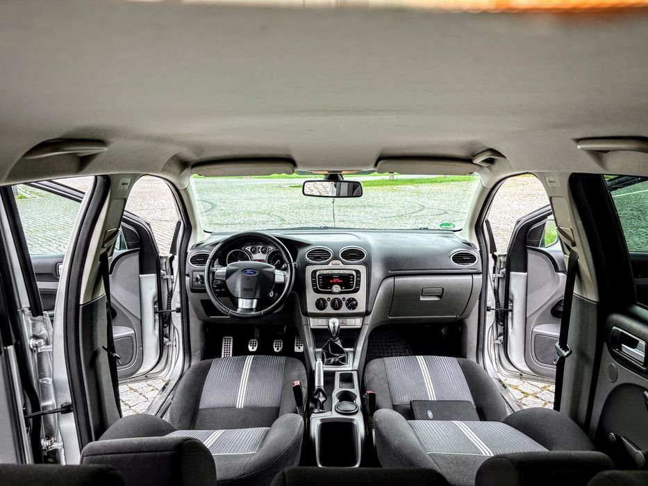 FORD Focus 0 — imagine 5