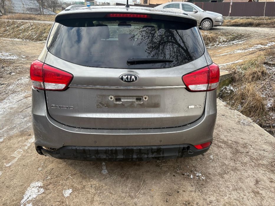 Dezmembrari Dezmembrez Piese Kia Carens Motor 1.7 Crdi Euro 6 D4FD