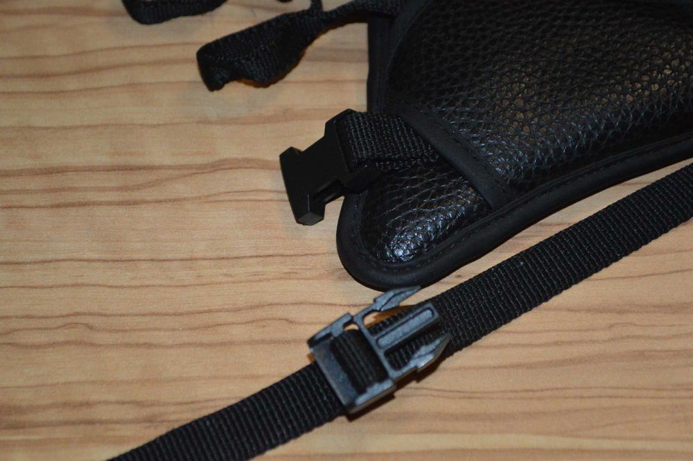 Curea de mana pentru aparat foto DSLR