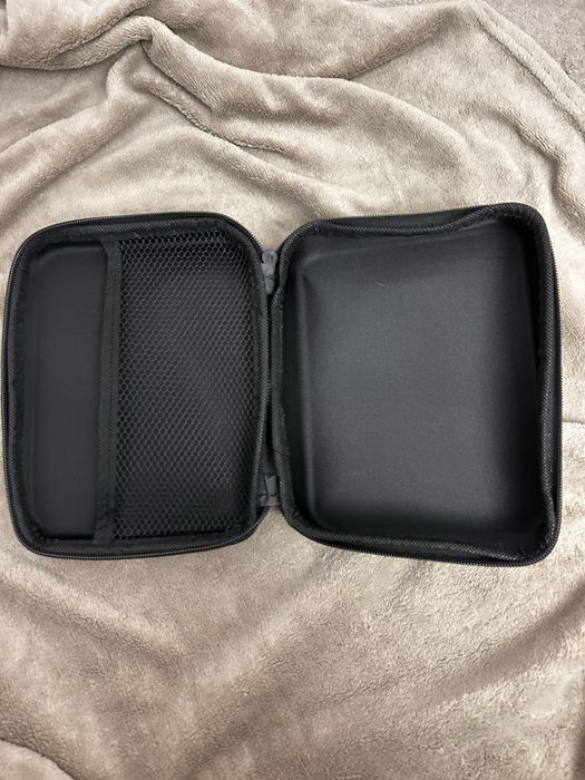 Компактен органайзер за аксесоари и инструменти