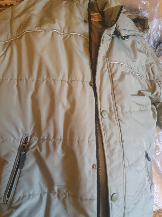 Продам куртку пуховик