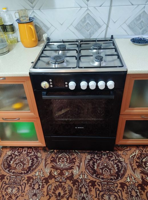 Продается газовая плита Bosch