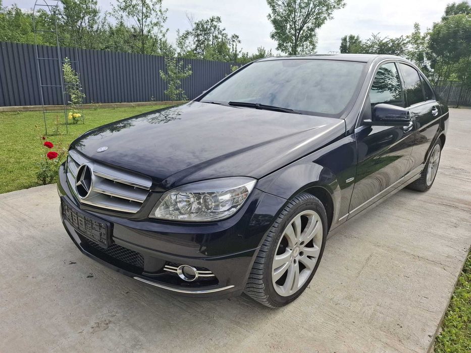 Mercedes Benz C220