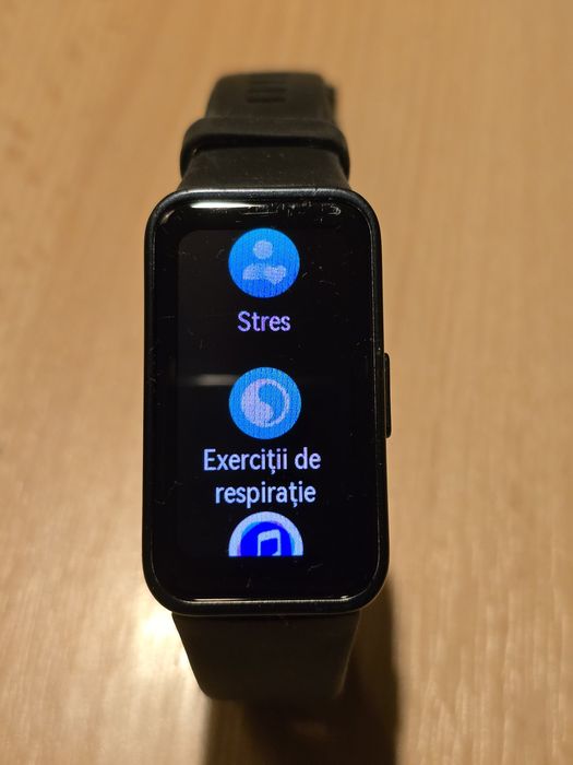 Brățară fitness Huawei Band 8, cablu încărcare, cutie, brățară silicon gratuită