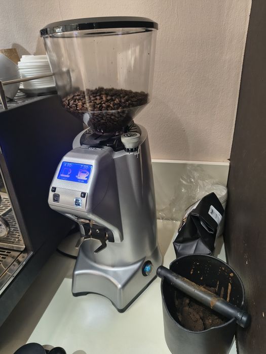 Râșniță cafea  Eureka Zenith 65 Neo