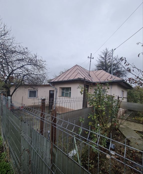 Casa de vanzare