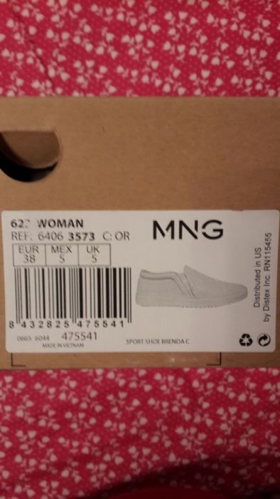 Слипоны женские.