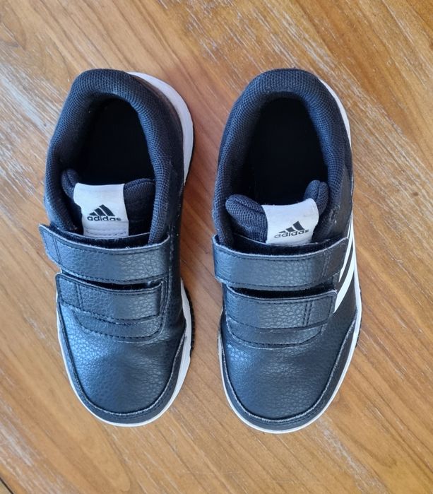 Adidasi Adidas marimea 30 interior 19 cm
