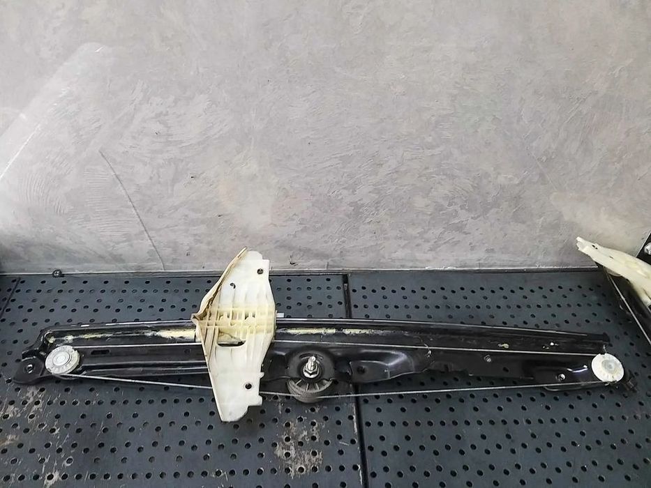 Macara geam electric dreapta fata opel vivaro c 9829889680