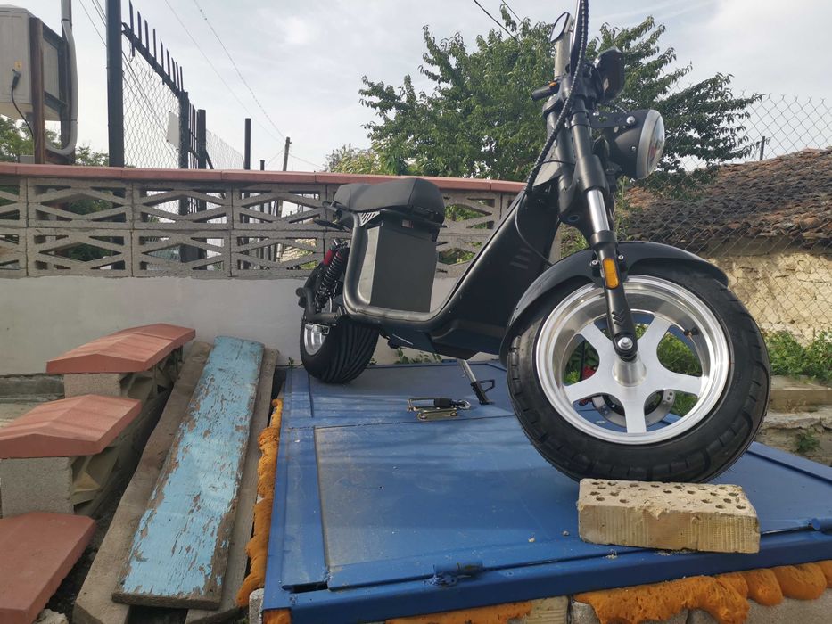 Продавам мотор Харли