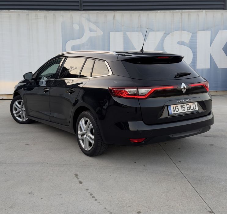 Renault megane IV inmatriculat