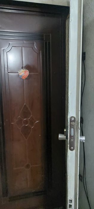 Продаются 2 двери