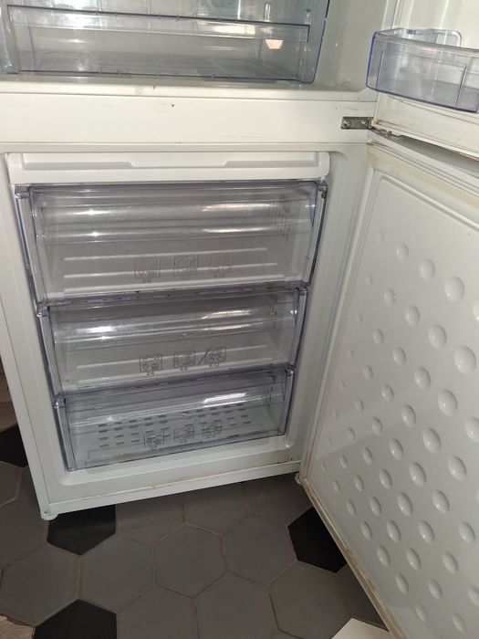 Frigider Beko 750 Lei fără transport