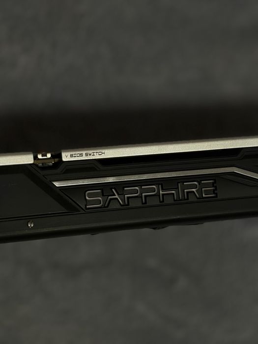 Radeon RX480 nitro+ 8gb