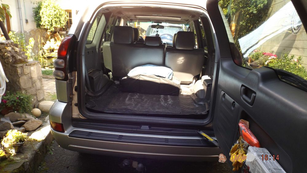 land cruiser cutie automata dotari vip 7 locuri