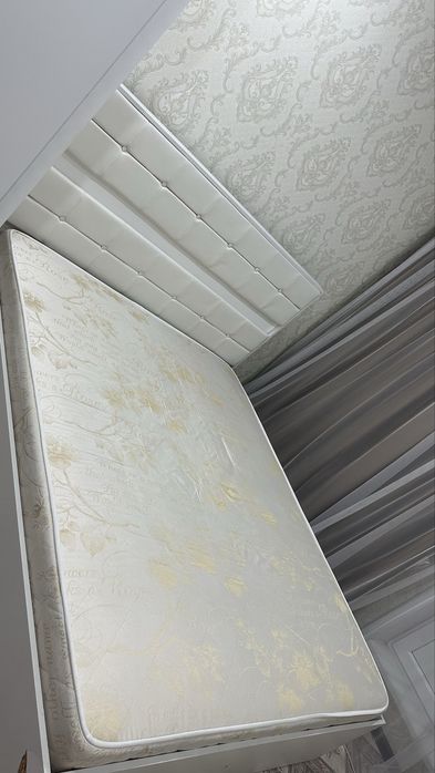 Срочно продам спальный кровать