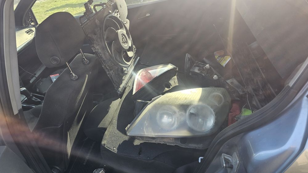 Opel Astra H 1.7 cdti НА ЧАСТИ