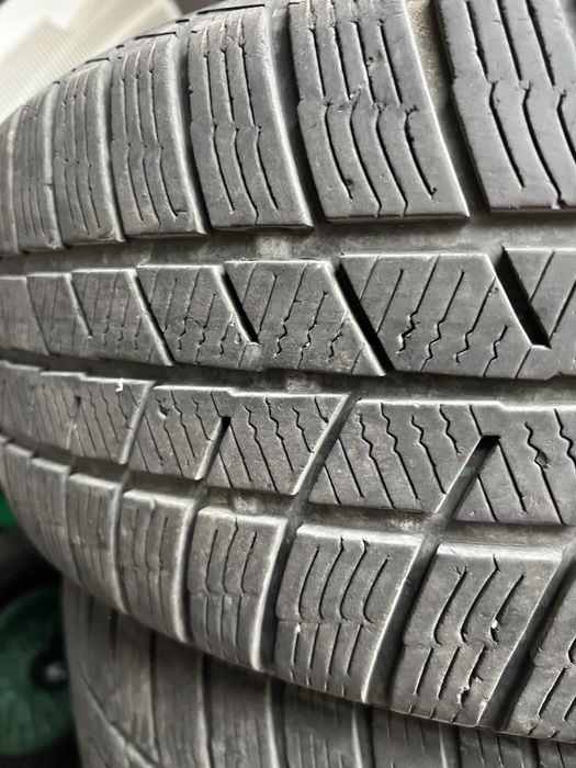 Cauciucuri Anvelope de iarna polaris 5 225/60/18