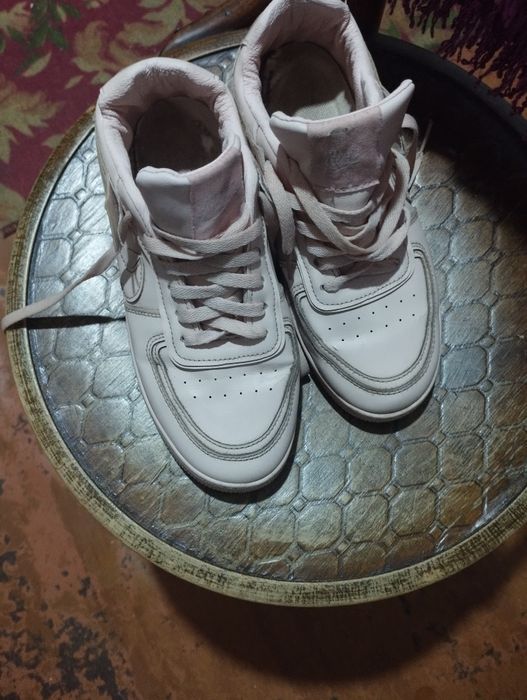 Обувь, кроссовки женские